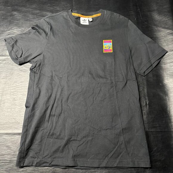 Adidas Mountain Logo T-Shirt - Picture 1 of 3